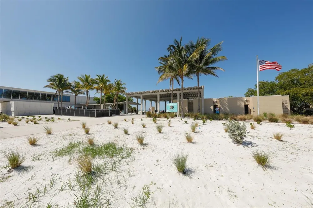 1850 MAGNOLIA STREET Sarasota, FL 34239