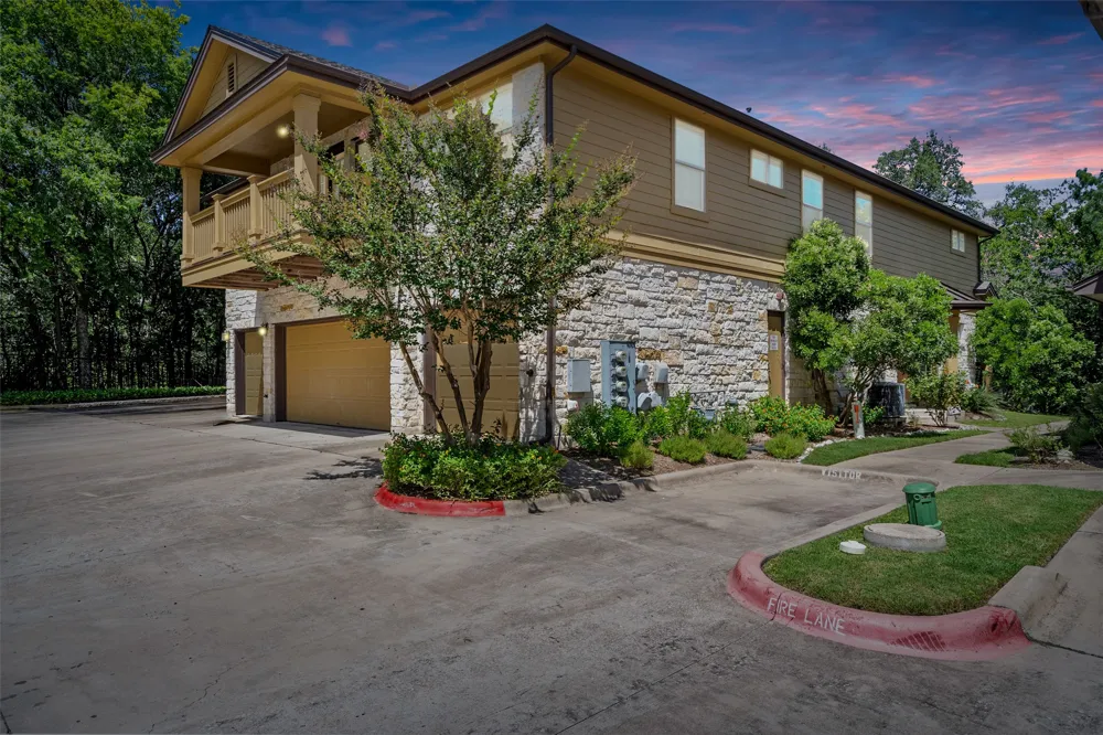 1310 W Parmer Lane #2002 Austin, TX 78727