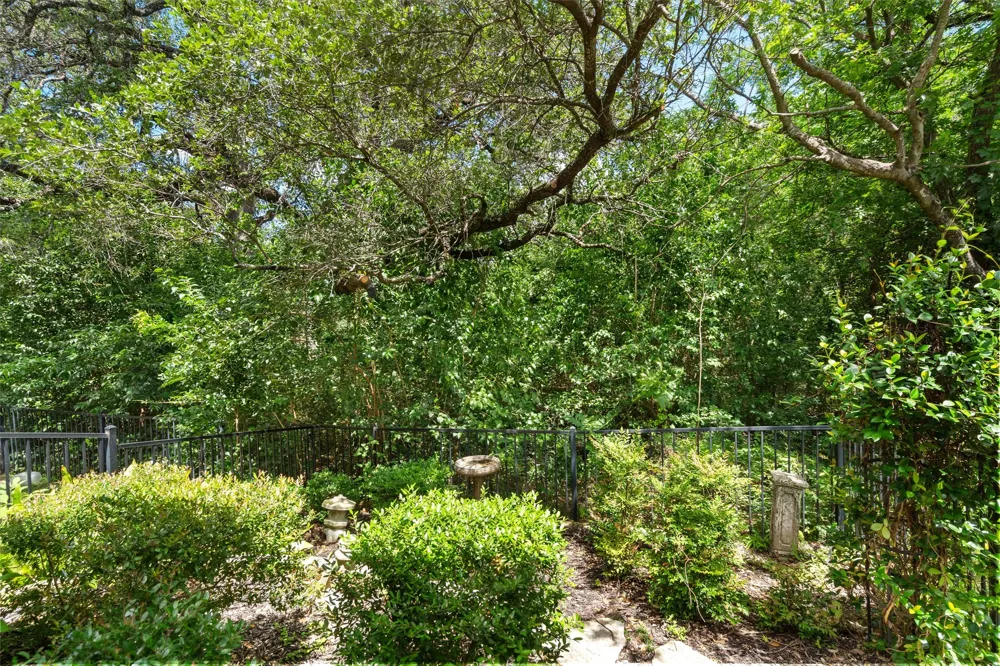 1310 W Parmer Lane #2002 Austin, TX 78727