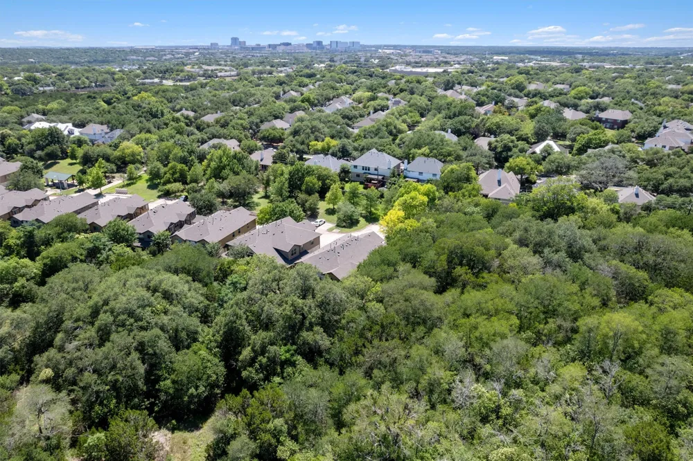 1310 W Parmer Lane #2002 Austin, TX 78727