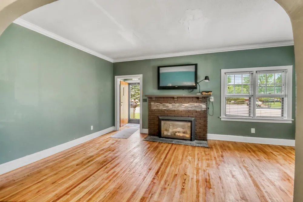 331 Willow Street E Detroit Lakes, MN 56501