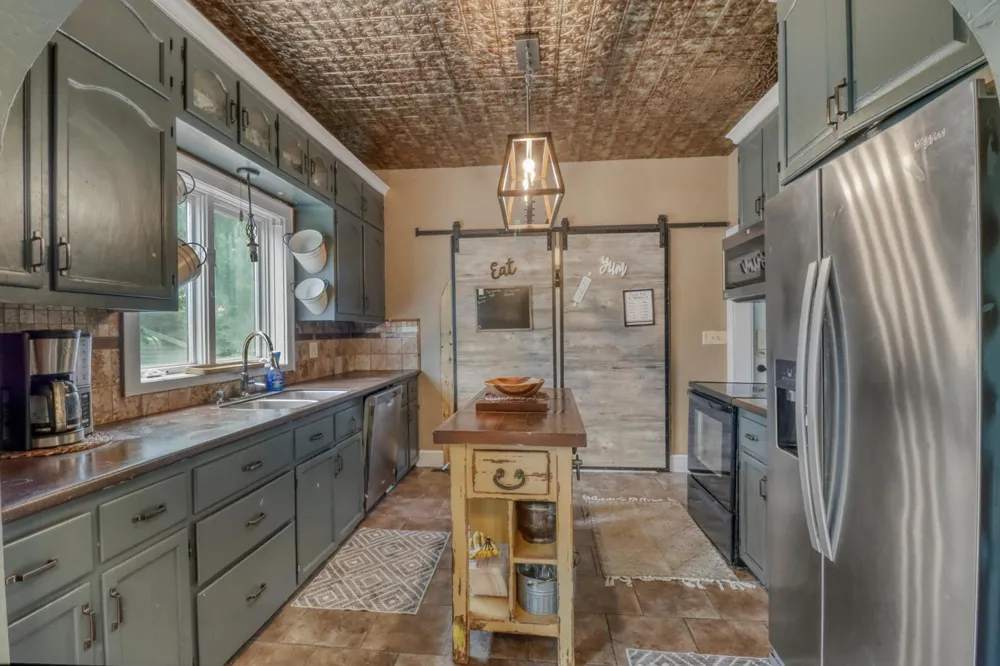 331 Willow Street E Detroit Lakes, MN 56501