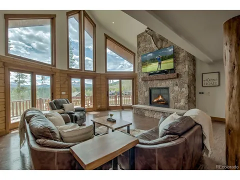 157 Barton Way
