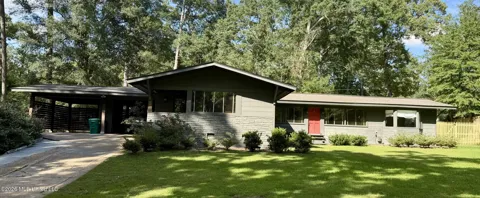 107 Woodland Hill Drive