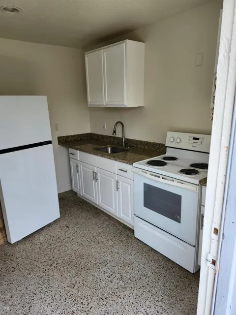1401 G TERRACE