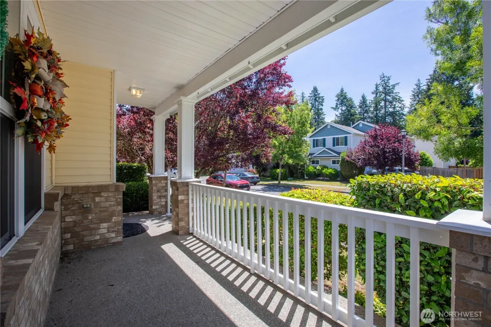 1242 Griggs Street Dupont, WA 98327