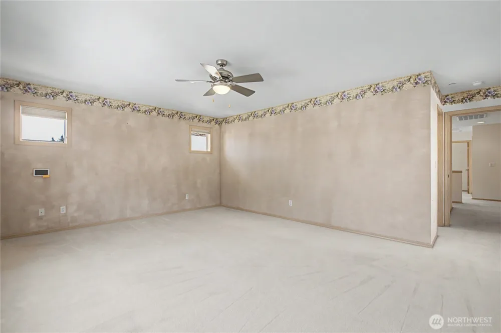 1242 Griggs Street Dupont, WA 98327