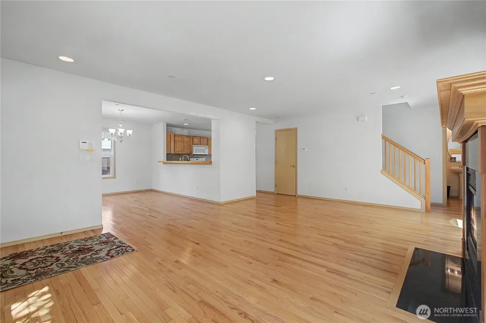 1242 Griggs Street Dupont, WA 98327