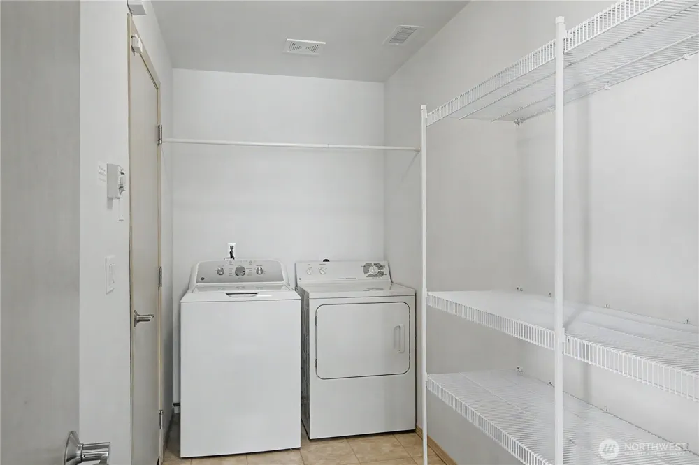 1242 Griggs Street Dupont, WA 98327