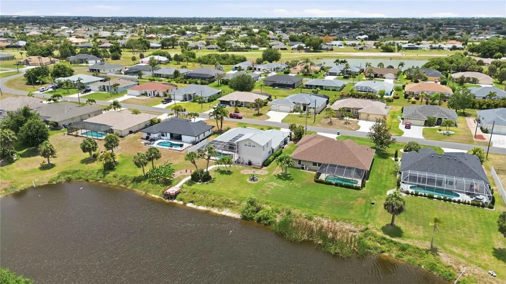 63 CLUBHOUSE ROAD Rotonda West, FL 33947