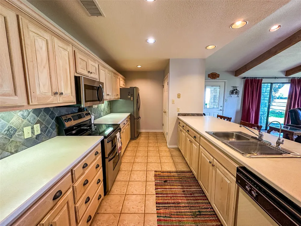 5908 Tx-16 Graham, TX 76450