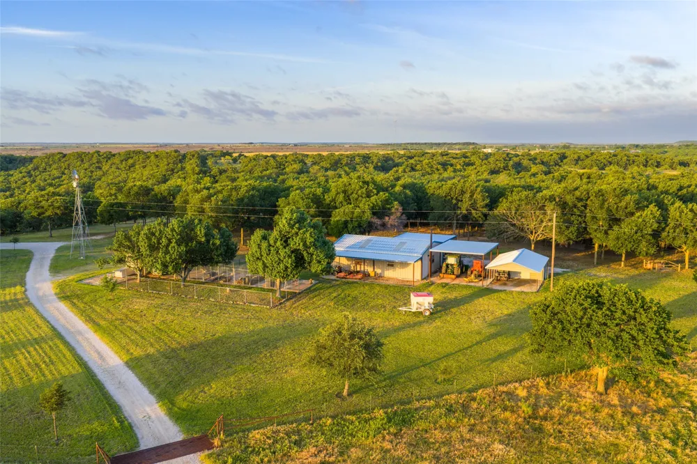 5908 Tx-16 Graham, TX 76450