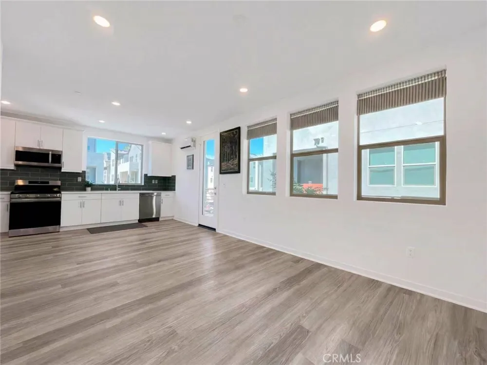 240 Strike Drive Covina, CA 91722