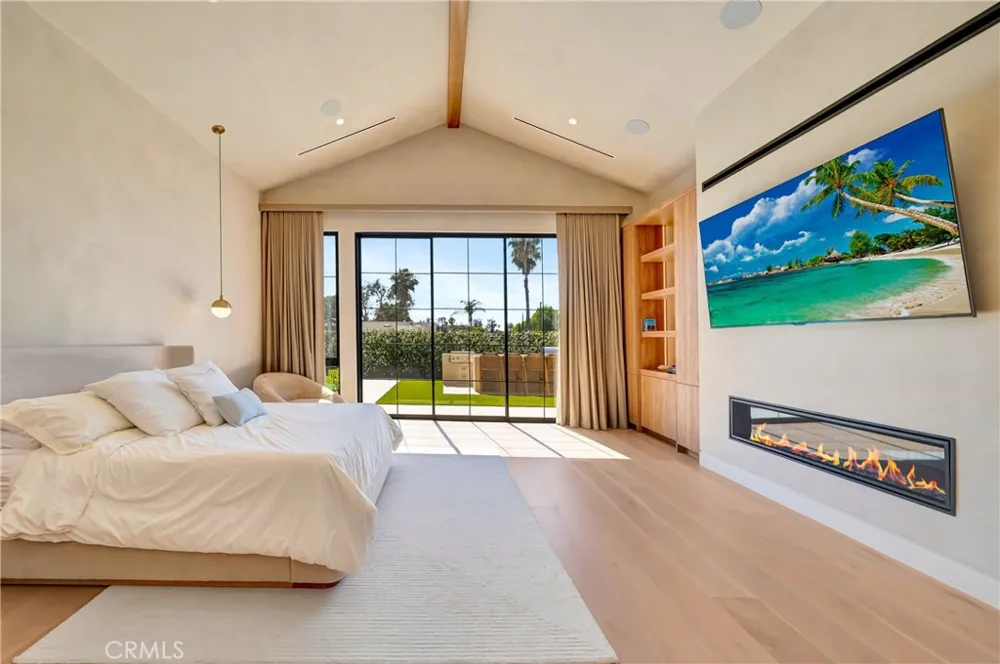 5507 Vanalden Tarzana, CA 91356
