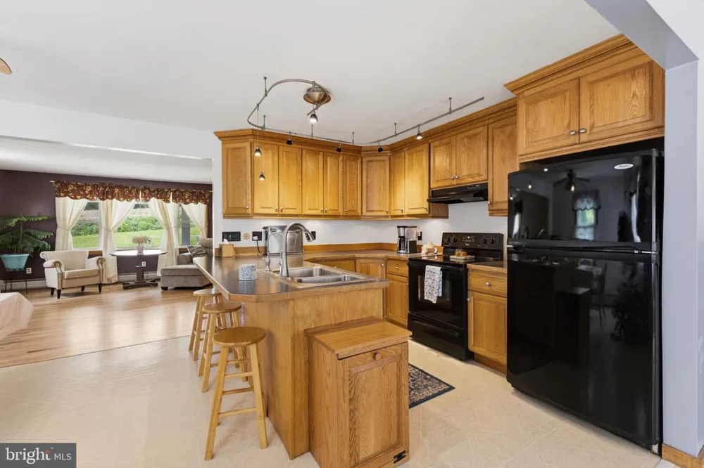 3629 CHARTER OAK ROAD Petersburg, PA 16669