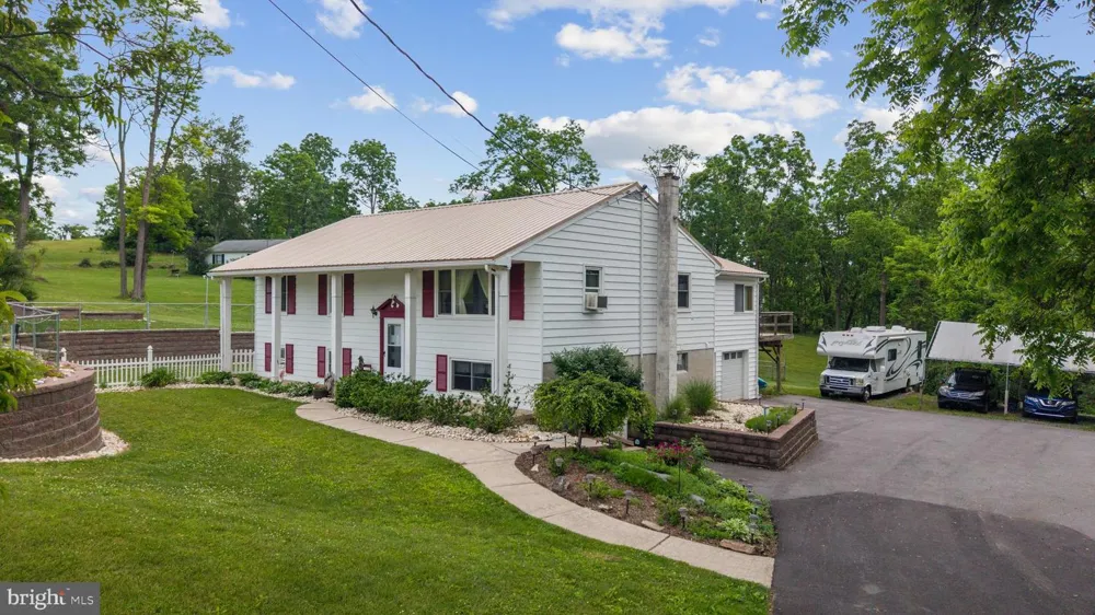 3629 CHARTER OAK ROAD Petersburg, PA 16669