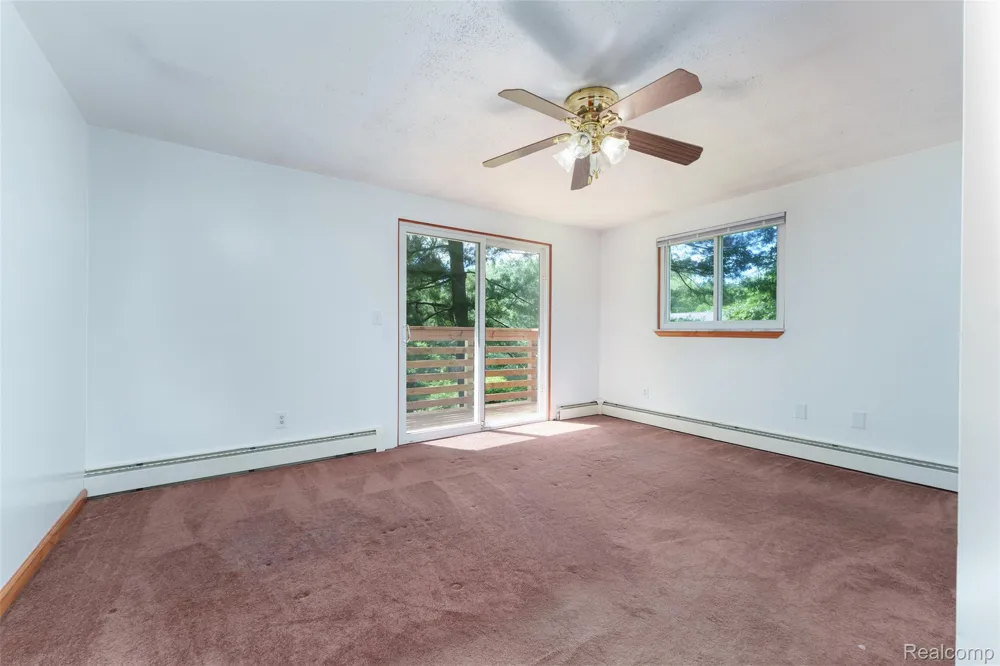 423 Sunset White Lake Charter Township, MI 48383
