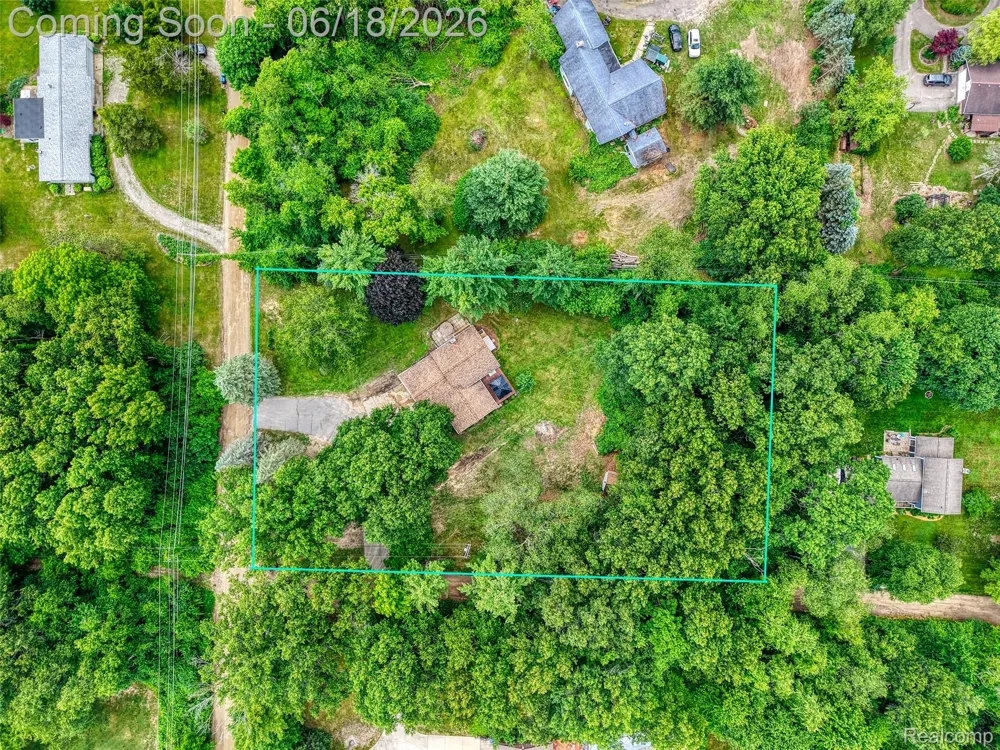 423 Sunset White Lake Charter Township, MI 48383