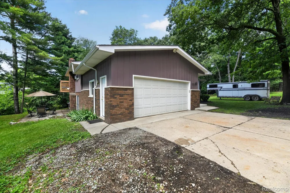 423 Sunset White Lake Charter Township, MI 48383