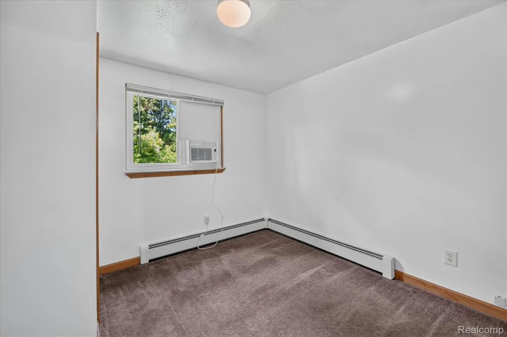 423 Sunset White Lake Charter Township, MI 48383