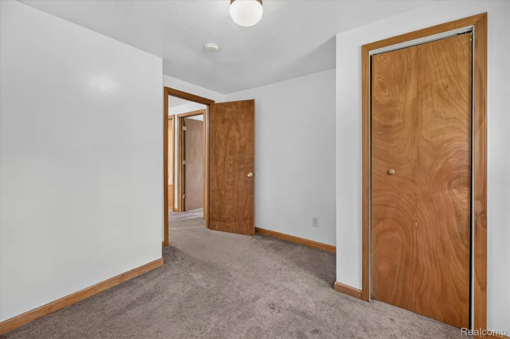 423 Sunset White Lake Charter Township, MI 48383