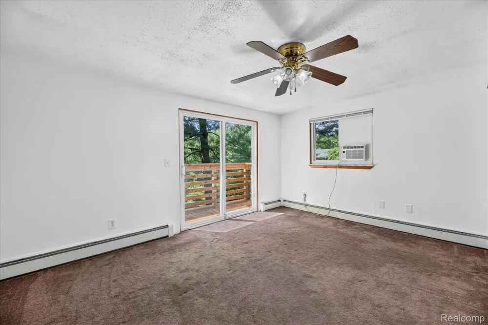 423 Sunset White Lake Charter Township, MI 48383