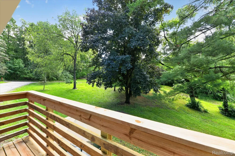 423 Sunset White Lake Charter Township, MI 48383