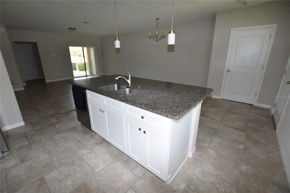 16097 PEBBLE BLUFF LOOP Winter Garden, FL 34787