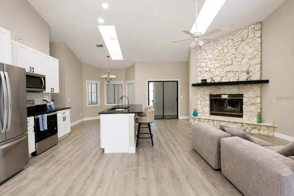 10 FALLS PLACE Palm Coast, FL 32137