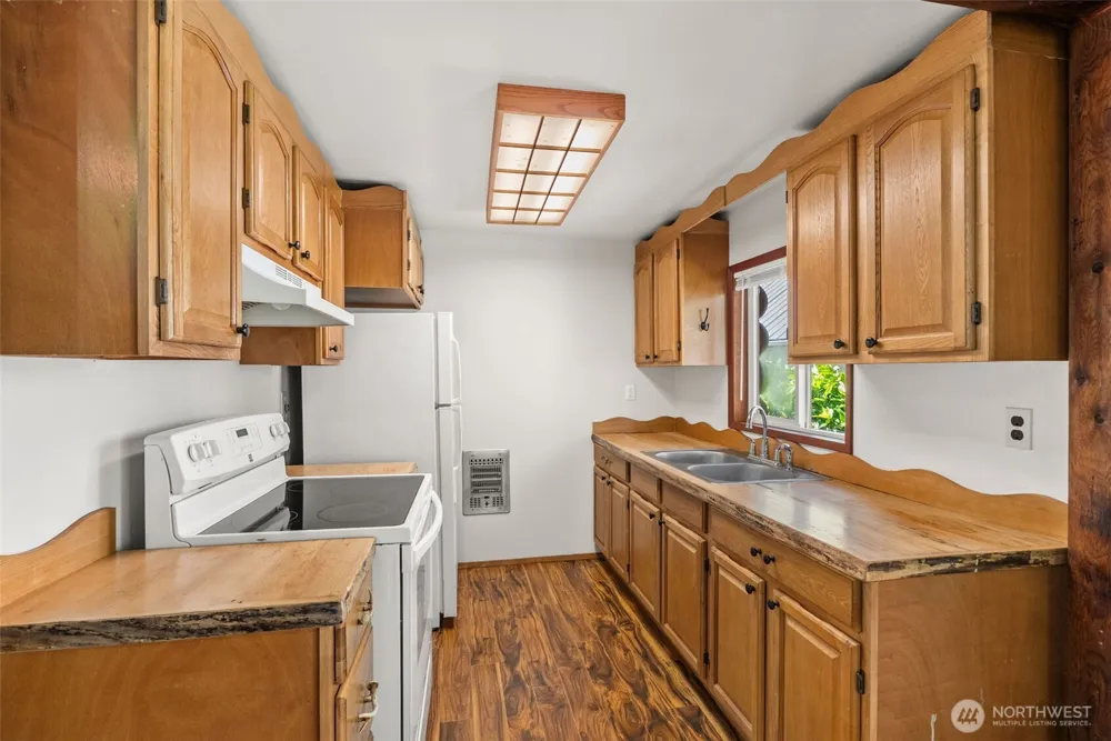 171 Tilton Drive Morton, WA 98356