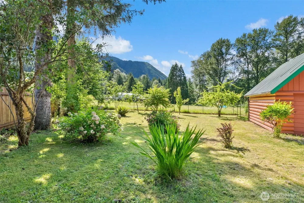 171 Tilton Drive Morton, WA 98356