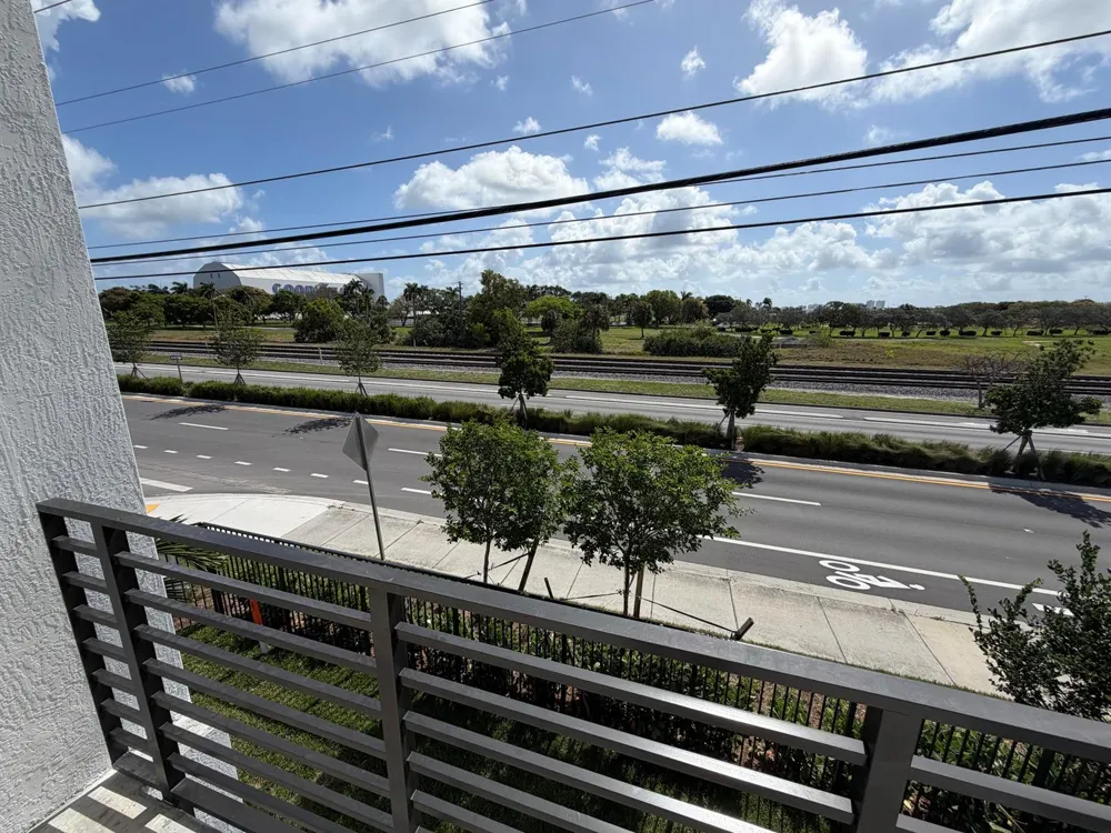 1546 NW 1st Avenue Pompano Beach, FL 33060