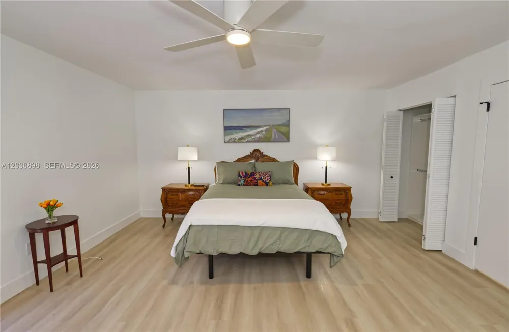 5838 SW 74th Ter #317 South Miami, FL 33143