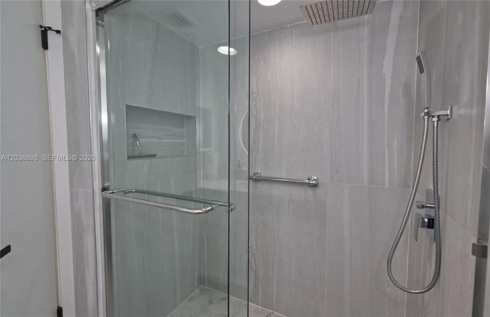 5838 SW 74th Ter #317 South Miami, FL 33143