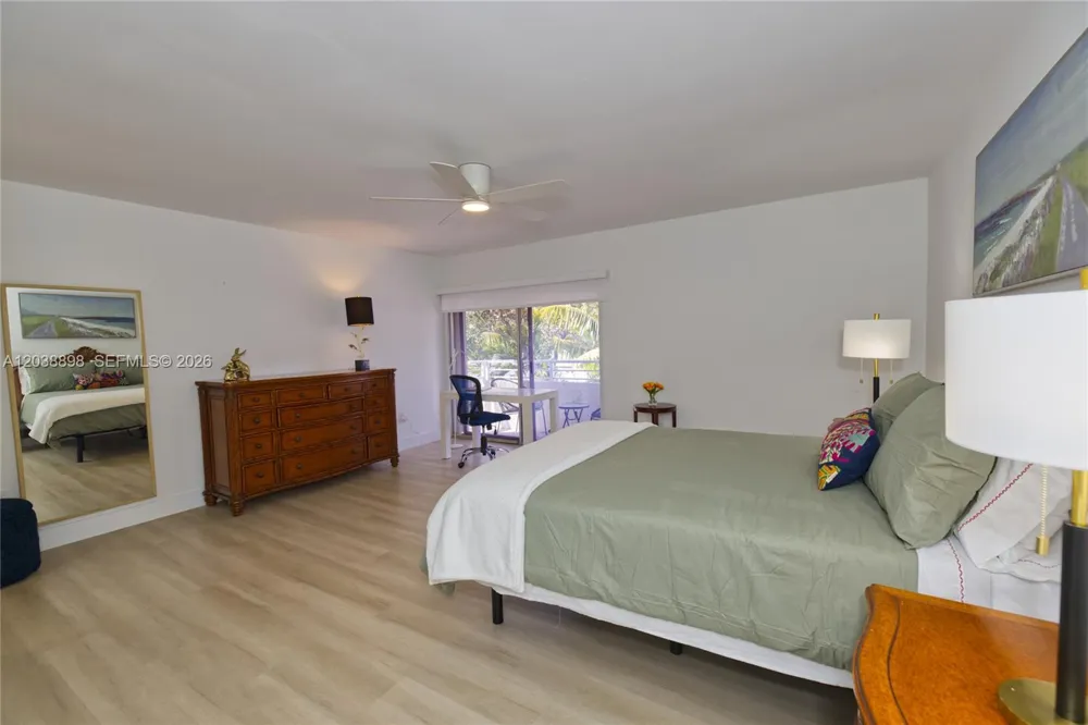 5838 SW 74th Ter #317 South Miami, FL 33143