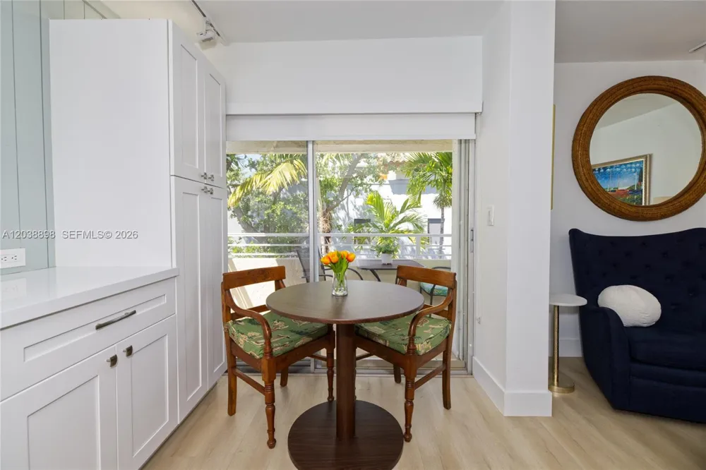 5838 SW 74th Ter #317 South Miami, FL 33143