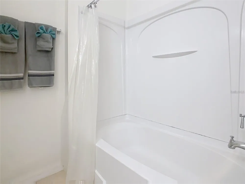 2810 CLUB CORTILE CIRCLE #A Kissimmee, FL 34746