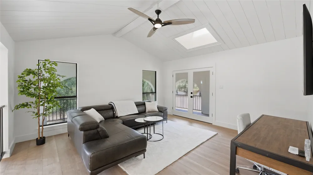 8711 Deer Leap Boerne, TX 78015