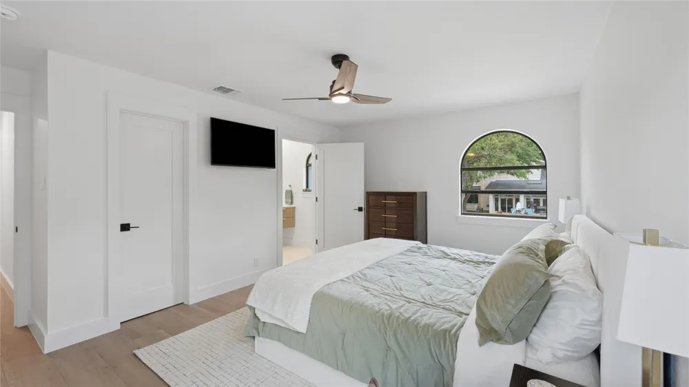 8711 Deer Leap Boerne, TX 78015