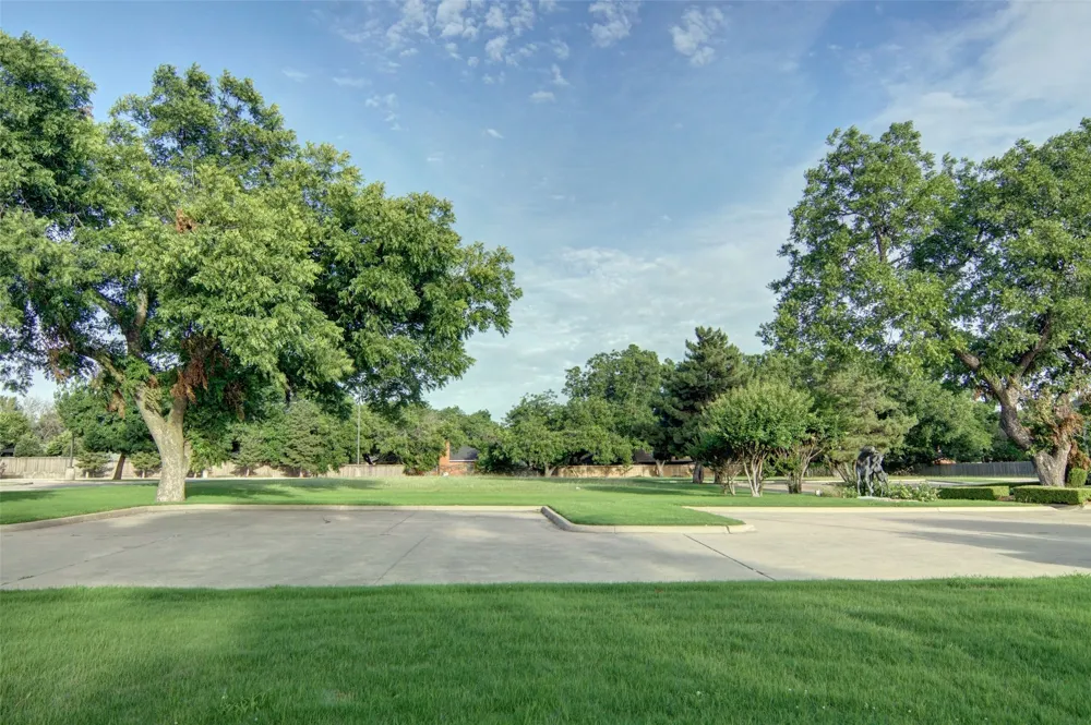 1250 Santa Fe Drive Weatherford, TX 76086
