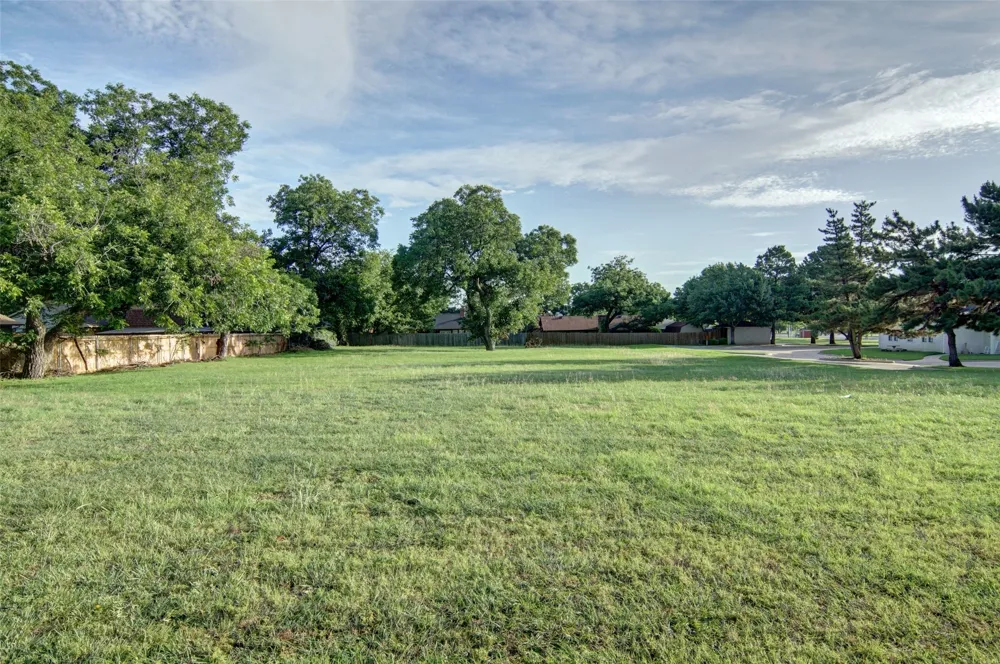 1250 Santa Fe Drive Weatherford, TX 76086