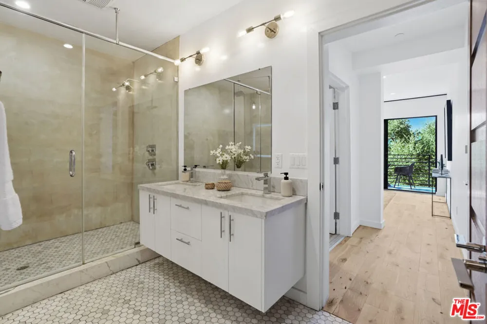 1349 Wildwood Drive Los Angeles, CA 90041