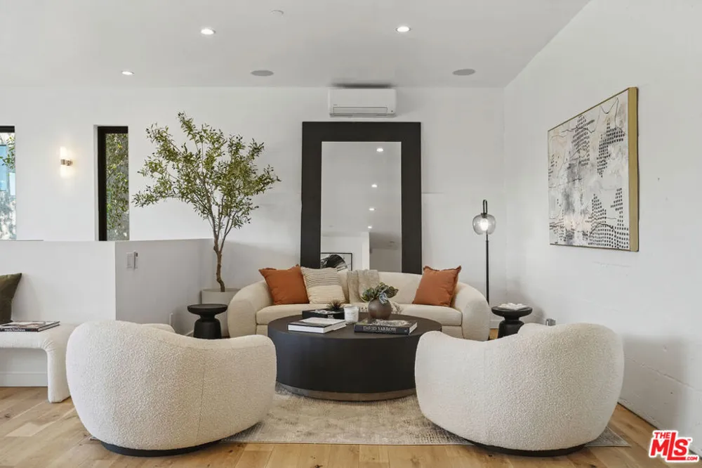 1349 Wildwood Drive Los Angeles, CA 90041