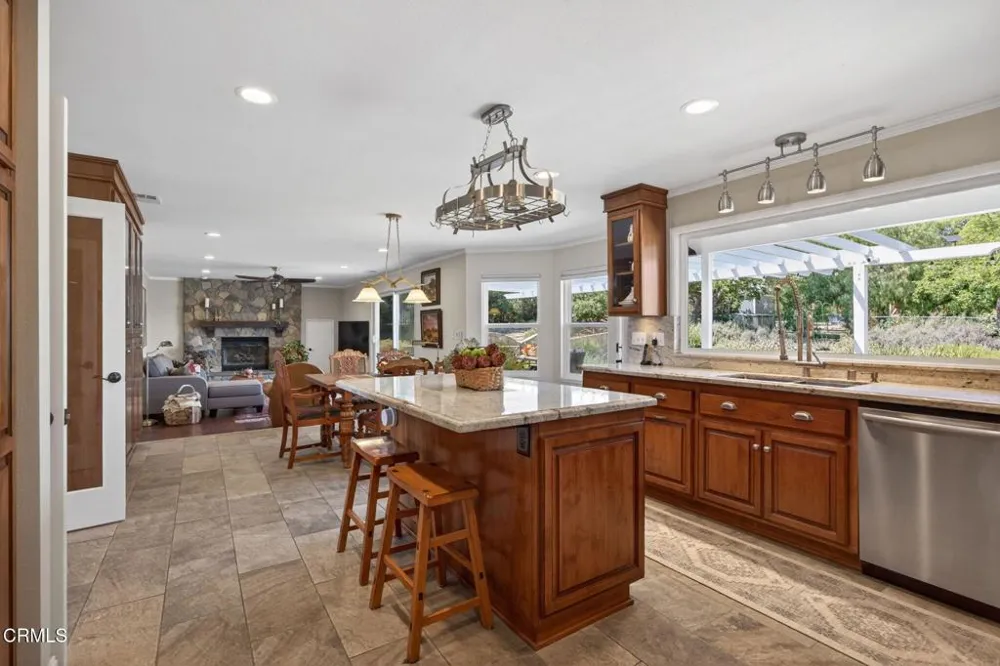 550 Buckboard Lane Ojai, CA 93023