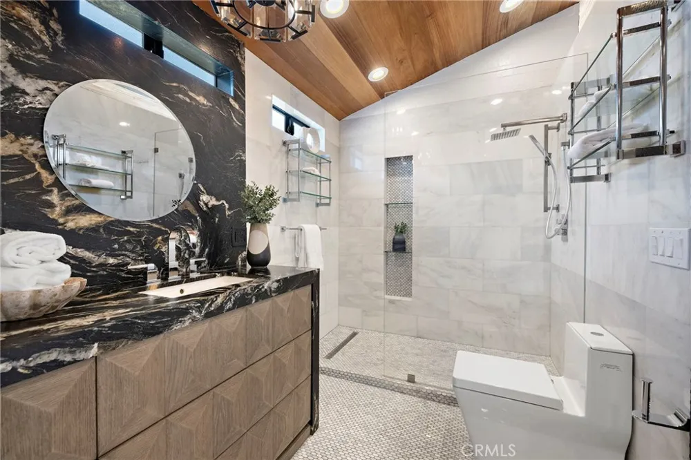 2966 Terry Road Laguna Beach, CA 92651