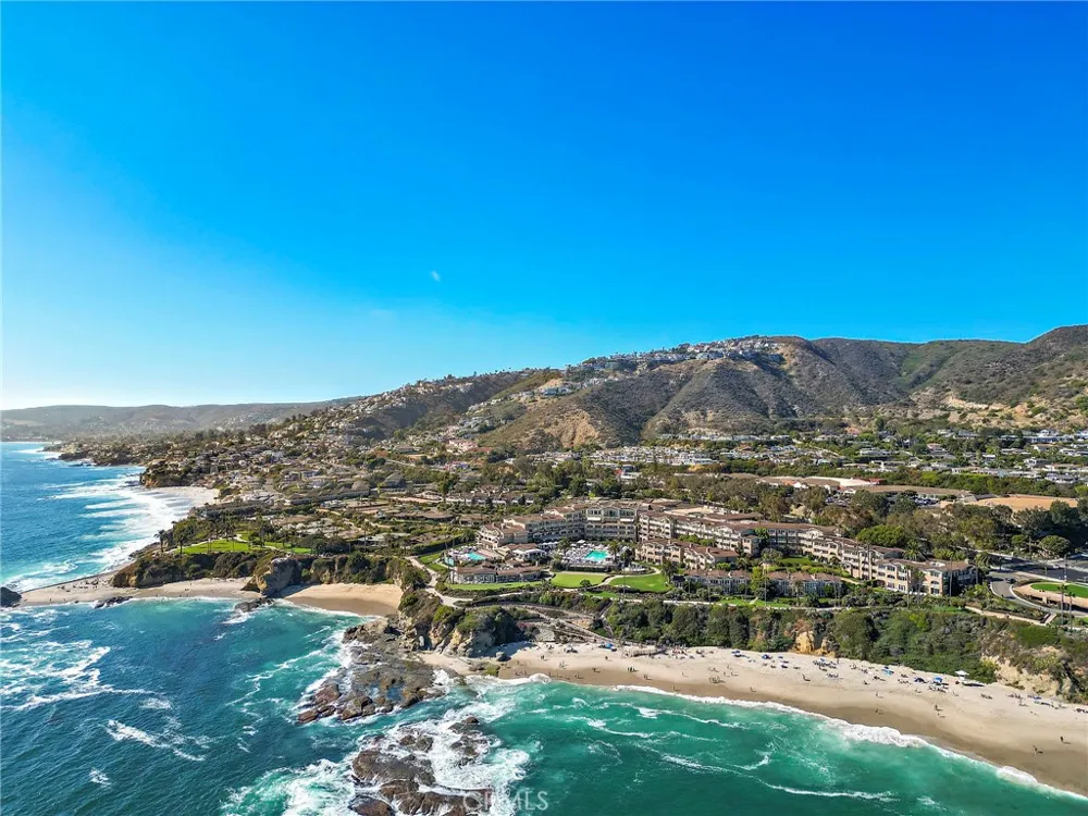 2966 Terry Road Laguna Beach, CA 92651