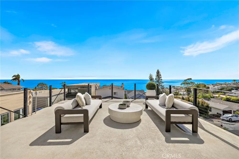 2966 Terry Road Laguna Beach, CA 92651