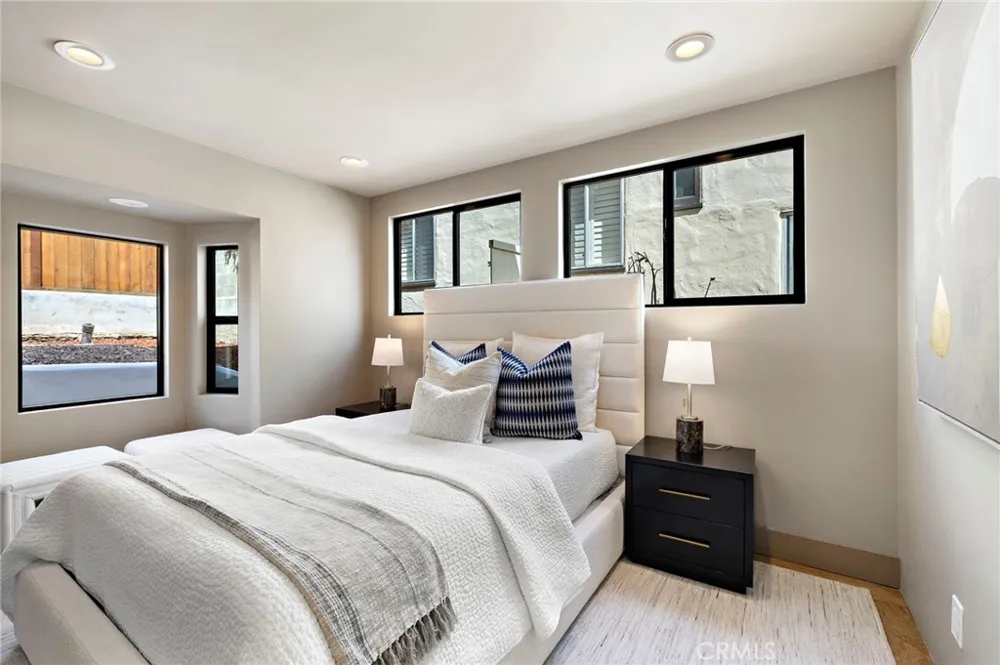 2966 Terry Road Laguna Beach, CA 92651
