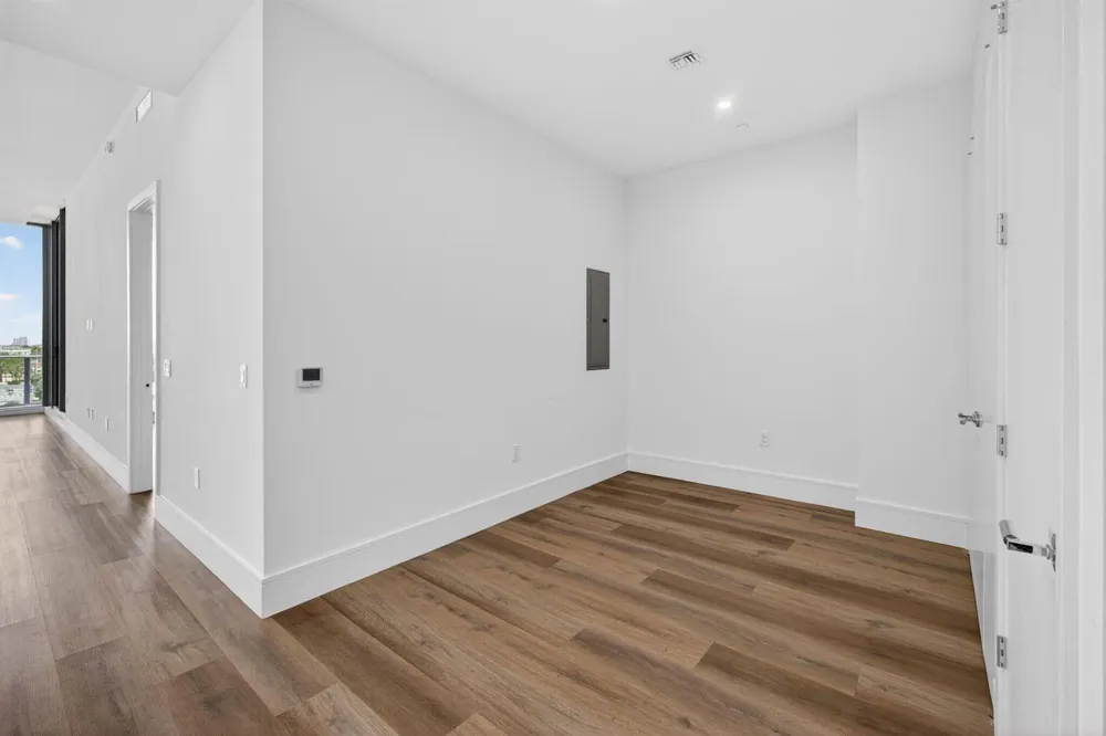 220 Lake Shore Drive #617 Lake Park, FL 33403