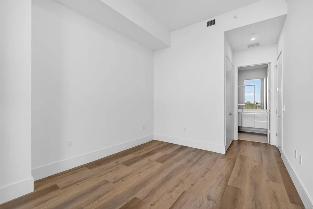 220 Lake Shore Drive #617 Lake Park, FL 33403